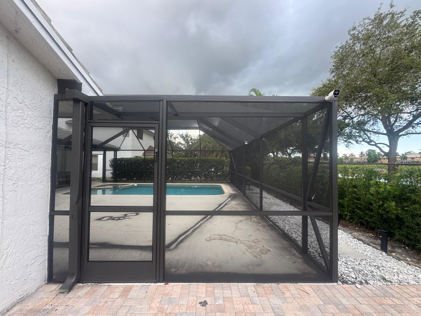 Screen door replacement project in Tamarac